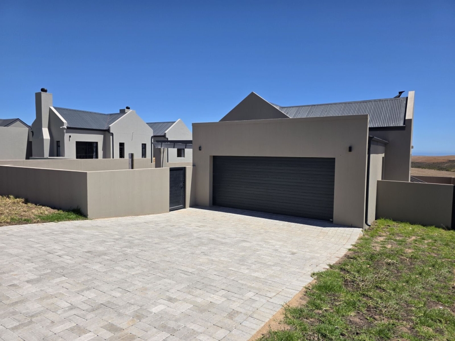 3 Bedroom Property for Sale in Vredenburg Western Cape